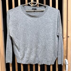 Valette Women Sweater Size M Gray Wool Blend Long Sleeve Side Slit Lightweight